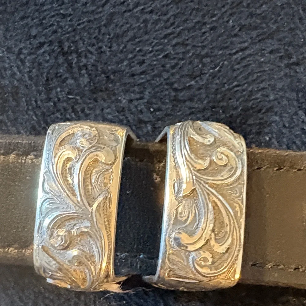 Vogt Silversmith sterling hand engraved 3/4” buckle set. New!